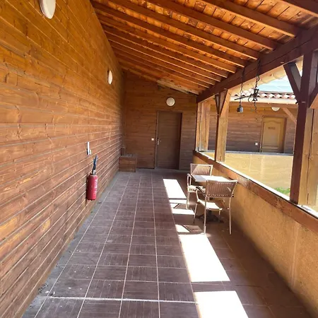 Nocleg ze śniadaniem Le Clos Boise Théziers